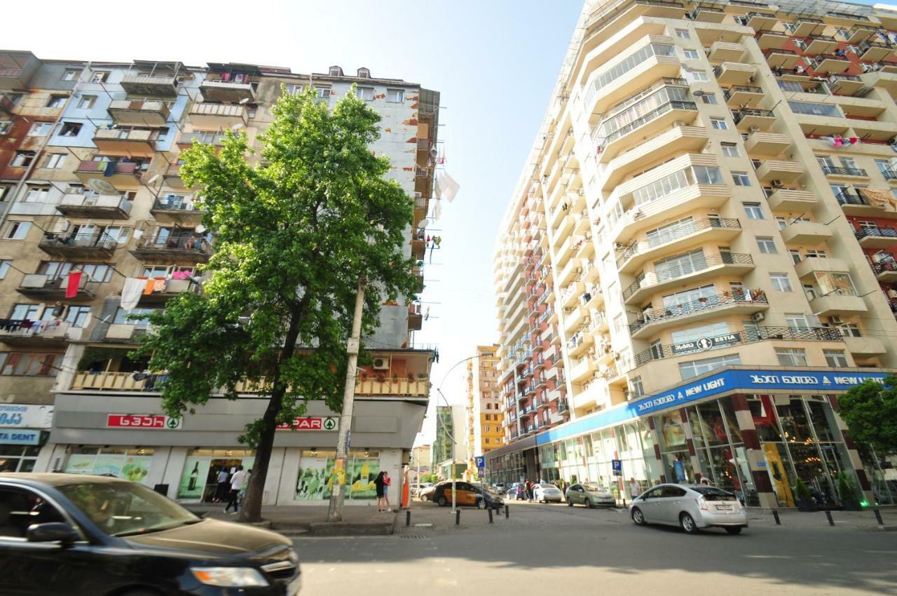 Apartments With A View Of The Trinity Holy Batumi Ngoại thất bức ảnh
